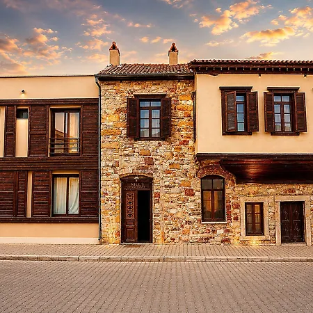 מלון Nill's Stone House Çeşme